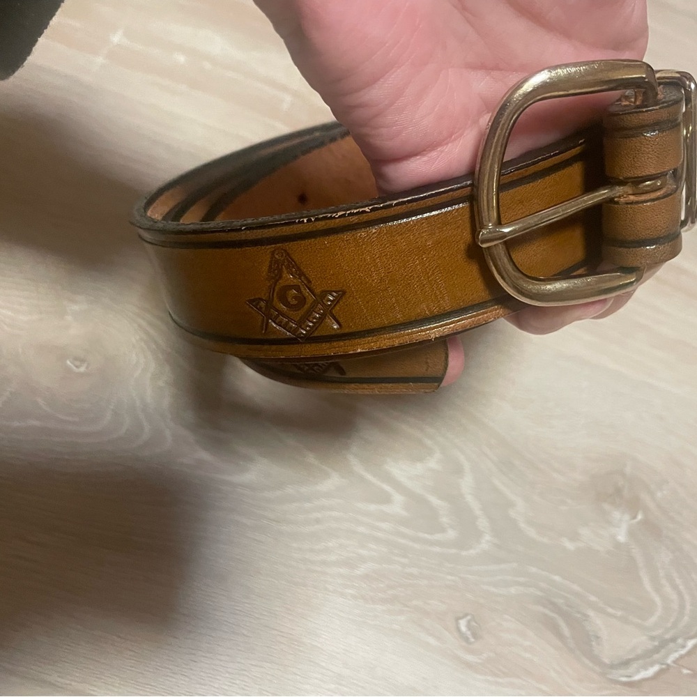 Masonic Hand Tooled Leather Belt L/XL - Picture 9 of 16